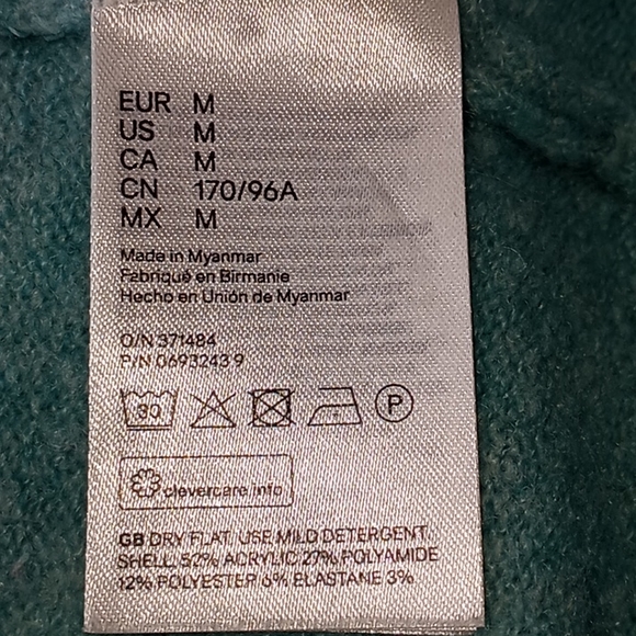 H & M Women's Sweater - Picture 3 of 5